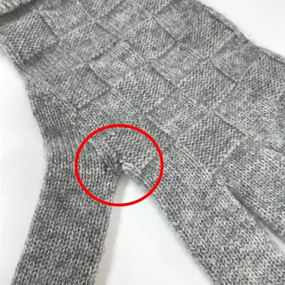 LOUIS VUITTON M72679 Damier leather patch Gonhelshinki gloves Cashmere gray - Picture 8 of 10